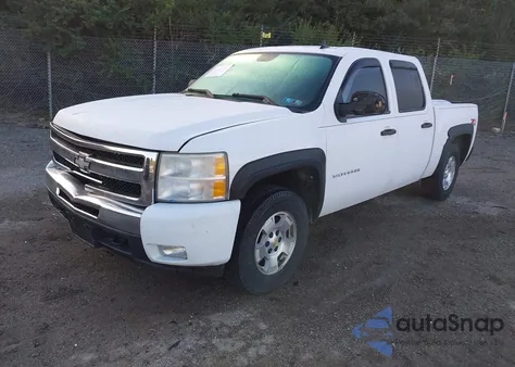 2011 Chevrolet Silverado 1500 Lt from USA, damaged, VIN 3GCPKSE3XBG251730